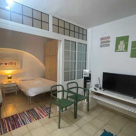 Stazione Centrale & Universita Lovely Apartment Bari Exterior photo